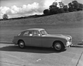Bristol 405 Saloon (1955) - gestrecke Variante des Sports Coupé