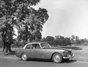 Bristol 406 (1959) - hier mit schicker Zweifarbenlackierung
