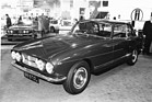 Bristol 411 (1973) - an der London Motor Show, im Hintergrund ein Reliant Scimitar