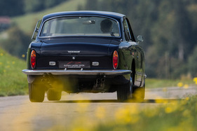 Bristol 411 (1973) - rollt komfortabel ab und produziert wenig Windgeräusche, zumindest war dies das Ziel von Firmenchef Tony Crook Bristol 411 (1973) - rollt komfortabel ab und produziert wenig Windgeräusche, zumindest war dies das Ziel von Firmenchef Tony Crook