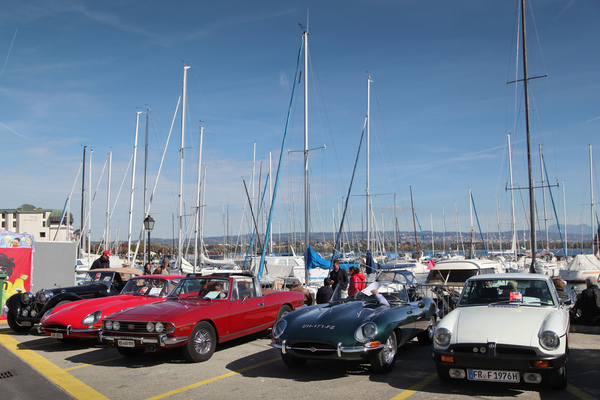 Britische Potpurri beim Bootshafen von Morges - Swiss Classic British Car Meeting Morges 2017