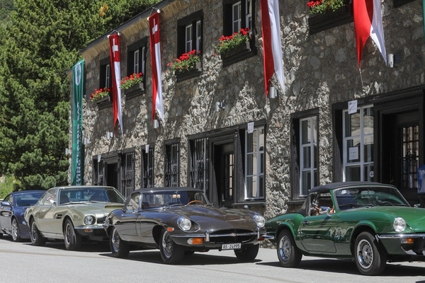 Britische Sportwagen, bereit für den Anlass - 30. BCCM St. Moritz "Safari Edition" 2024