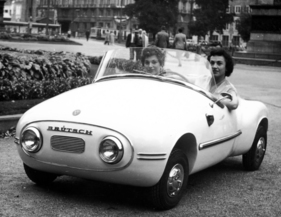 Brütsch V2 (1959) - Die Karosserien wurden unter anderem von Dr. von Opel hergestellt und auch bei den Motoren verliess man sich auf Dritthersteller - meist Motorräder.