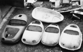 Brütsch Zwerg (1955) - Die Formgebung erinnert an Boote.