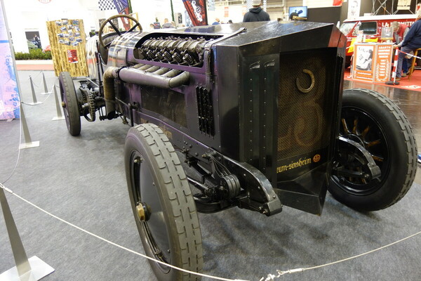 Brutus warb in Essen für das Technikmuseum Sinsheim