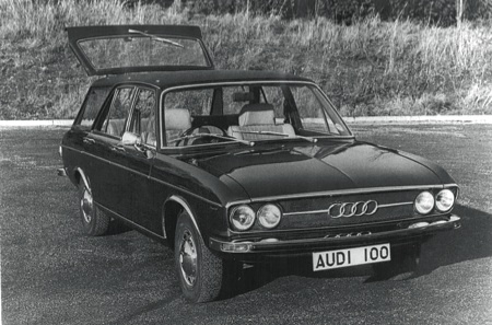 Buch "Audi Raritäten" - Audi 100 Kombi - auf Basis der Audi 100 Limousine entstanden in England zwei Variant-Raritäten von Crayford (1972)