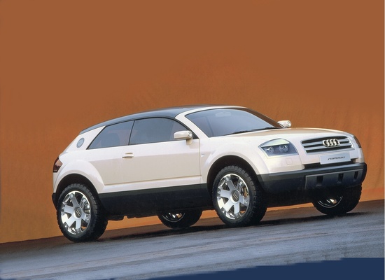 Buch "Audi Raritäten" - der TT als Vorbild - die Audi Steppenwolf Studie als geländegängiges Freizeitsportmobil im Stile eines späteren BMW X6 (2000)