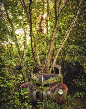 Buch "Lost Wheels - Atlas der vergessenen Autos" von Dieter Klein - 1937 Chrysler Imperial, Georgia, USA.