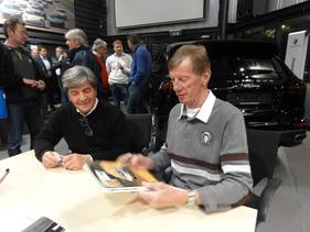 Buchpräsentation - Signieren der Bücher - Christian Geistdörfer und Walter Röhrl Buchpräsentation - Signieren der Bücher - Christian Geistdörfer und Walter Röhrl