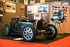 BugattI 35 (1927) - 90 Jahre Grand-Prix-Wagen von Bugatti werden hier gefeiert - Rétromobile Paris 2014