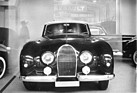 Bugatti 101 C Gangloff (1952) - der grosse Bugatti-Kühler musste in die Pontonform integriert werden, gesehen am Genfer Autosalon 1952
