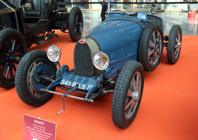 Bugatti 35A (1926) - Rennwagen in der Sonderschau im Atrium - Retro Classics Stuttgart 2014