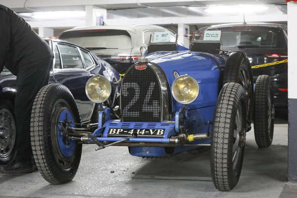 Bugatti 35B Recreation mit originalen Teilen - Bonhams Paris Versteigerung 2025