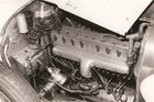 Bugatti 49 (1931) - ein Blick in den Motorraum - acht Zylinder in Reihe, Doppelzündung