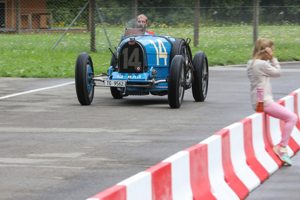 Bugatti 51 Grand Prix (1931) - auf der Rundstrecke der "autobau erlebniswelt"