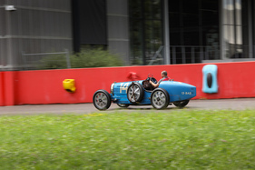 Bugatti 51 Grand Prix (1931) - auf der Rundstrecke der "autobau erlebniswelt" Bugatti 51 Grand Prix (1931) - auf der Rundstrecke der "autobau erlebniswelt"
