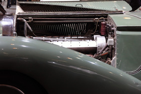 Bugatti 57C Coupé Vanvooren (1939) - Einzelstück mit Achtzylinder-Motor (Techno Classica 2013)