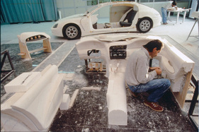 Bugatti EB 112 (1993) - hier wird das Interieur geformt
