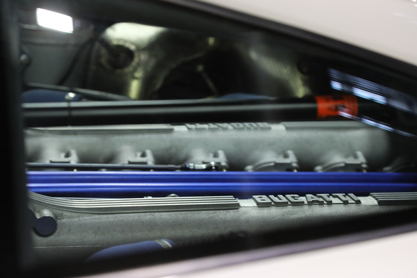 Bugatti EB110 GT (1995) – Artcurial-Versteigerung – Rétromobile Paris 2025