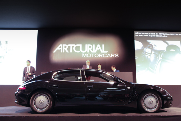 Bugatti EB112 Berline (1999) - Höchstgebot EUR 1,9 Millionen an der Versteigerung von Artcurial in Paris im Jahr 2016