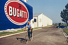 Bugatti-Fabrik in Campogalliano mit Romano Artioli (1991)