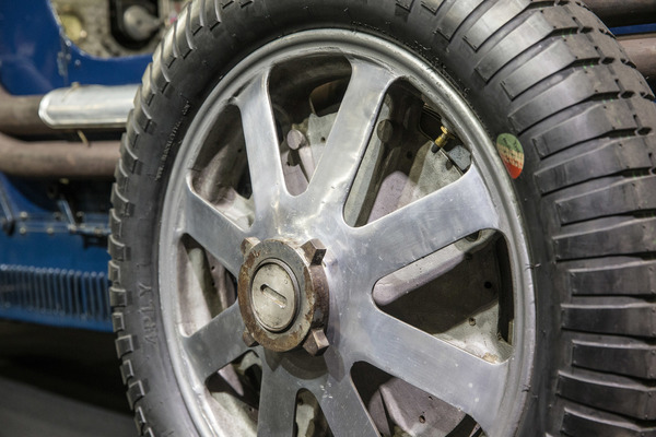 Bugatti Räder waren schon in den Zwanzigerjahren sowohl eine optische als auch technische Sensation, …