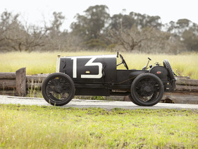 Bugatti T 13 (1922) - angeboten an der Auktion von Gooding & Company in Pebble Beach vom 18./19. August 2012 Bugatti T 13 (1922) - angeboten an der Auktion von Gooding & Company in Pebble Beach vom 18./19. August 2012