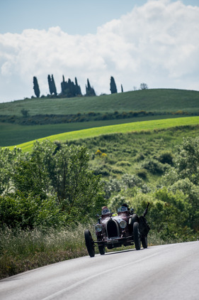 Bugatti T 37 A (1927) an der Mille Miglia 2013