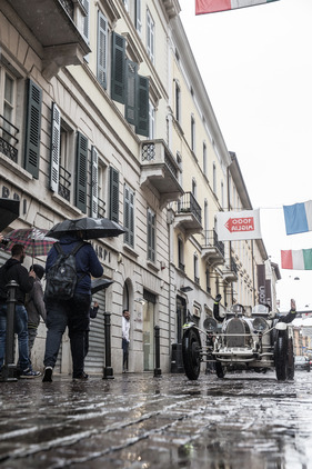 Bugatti T 37 A (1928) - an der Mille Miglia 2016