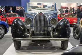 Bugatti T37 Graber (1937) - Frontansicht des Scheunenfunds, gesehen bei Artcurial - Rétromobile Paris 2019