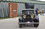 Bugatti T49 Limousine Gangloff, Baujahr 1930 vor dem Eingang des Museums Volante - Bugatti-Festival 2016 (Kirchzarten)