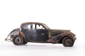 Bugatti T57 Ventoux (1937) - Scheunenfund des Jahrhunderts - Baillon-Sammlung - als Lot 40 an der Artcurial-Versteigerung an der Rétromobile am 6. Februar 2015