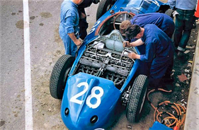 Bugatti Typ 251 (1955) – Viel Zuwendung in Reims, aber kein Erfolg Bugatti Typ 251 (1955) – Viel Zuwendung in Reims, aber kein Erfolg