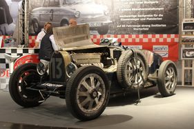 Bugatti Typ 35 (1928) - der ultimative Vorkriegs-Renner - an der Techno Classica Essen 2012