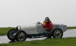 Image: Bugatti Type 35 B (1927) at the Michaelskreuzrennen 2011 (starting number 207)