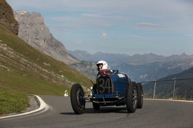 Bugatti Typ 35B (1929) - am Klausenrennen 2013 in der Gleichmässigkeitswertung