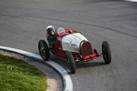 Bugatti Typ 35B (1931) - am Klausenrennen 2013 in der Gleichmässigkeitswertung