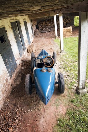 Bugatti Typ 51 (1931) - die Form verjüngt sich vorne und hinten