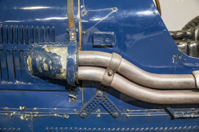 Bugatti Typ 51 (1931) - unübliche Auspuffrohrführung - Rétromobile Paris 2019