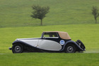 Bugatti Typ 57 (1934) am Michaelskreuzrennen 2011 (Startnummer 329)