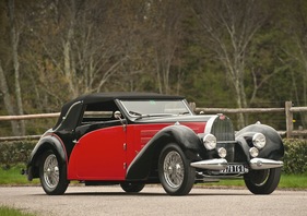 Bugatti Typ 57 Stelvio (1938) - angeboten an der RM Auktion von Monterey vom 19. und 20. August 2011