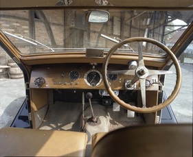 Bugatti Typ 57 Ventoux (1935) - Art Deco in Reinkultur - Interieur eines unrestaurierten Bugatti Bugatti Typ 57 Ventoux (1935) - Art Deco in Reinkultur - Interieur eines unrestaurierten Bugatti