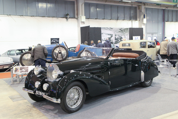 Bugatti Typ 57 als elegantes Cabriolet - Auto e Moto d'Epoca Padua 2021