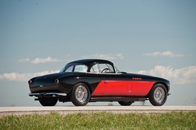 Bugatti Type 101 Coupé (1950) - angeboten an der RM Auktion von Monterey vom 19. und 20. August 2011