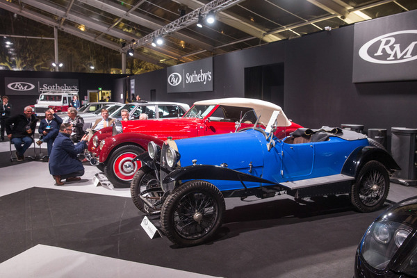 Bugatti Type 23 (1925) - als Lot 159 versteigert durch RM/Sotheby's in Paris am 5. Februar 2020