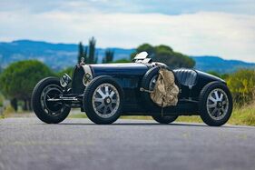 Bugatti Type 35 B réplique Pur Sang (2005) - angeboten als Lot 56 an der Artcurial Sur les Champs Versteigerung am 24. Oktober 2021