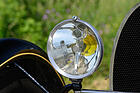 Bugatti Type 44 Gangloff Torpedo Sport (1929) – Scheinwerfer von Marchal, natürlich mit gelben Birnen