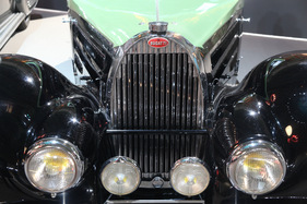 Bugatti Type 57 C Coupé Spécial (1938) - als Lot 588 angeboten an der Bonhams Versteigerung im Grand Palais in Paris am 7. Februar 2013