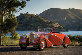 Bugatti Type 57 Cabriolet (1937) - als Lot 350 an der RM/Sotheby's Monterey Versteigerung vom 12. bis 14. August 2021