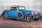 Bugatti Type 57 Cabriolet 4 Places Par Vanvooren (1934) - als Lot 028 angeboten an der Versteigerung von Artcurial an der Rétromobile Paris am 7. Februar 2020